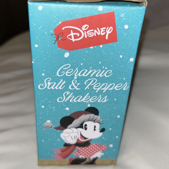 Disney Mickey and Minnie ceramic salt and pepper shakers nwt very rare - Picture 6 of 9